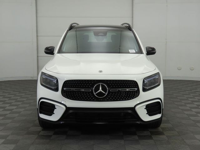 2025 Mercedes-Benz GLB 250