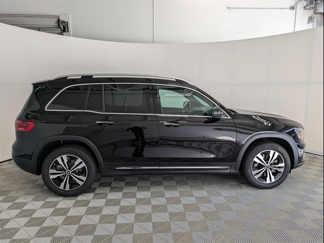 2025 Mercedes-Benz GLB 250