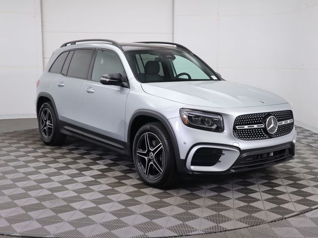 2025 Mercedes-Benz GLB 250