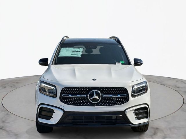 2025 Mercedes-Benz GLB 250