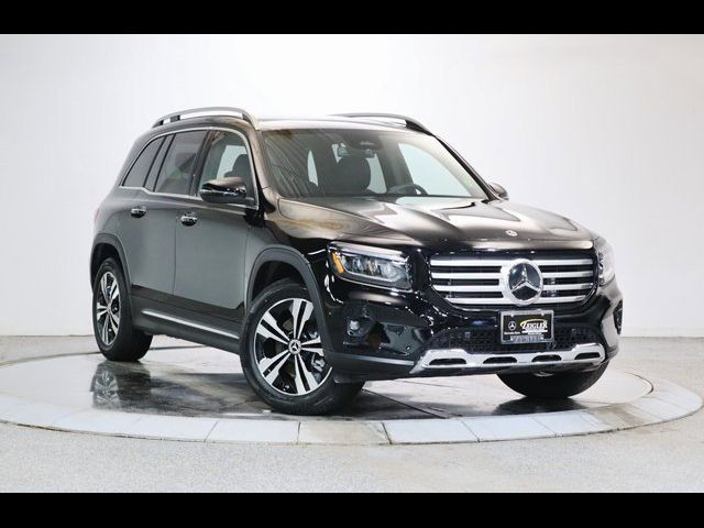 2025 Mercedes-Benz GLB 250