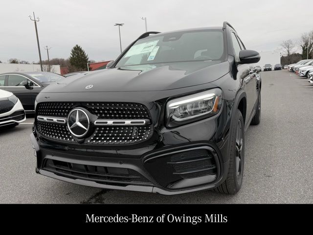 2025 Mercedes-Benz GLB 250