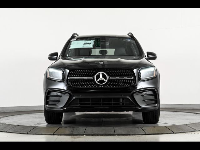 2025 Mercedes-Benz GLB 250