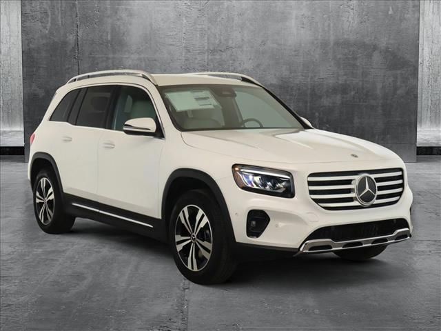 2025 Mercedes-Benz GLB 250