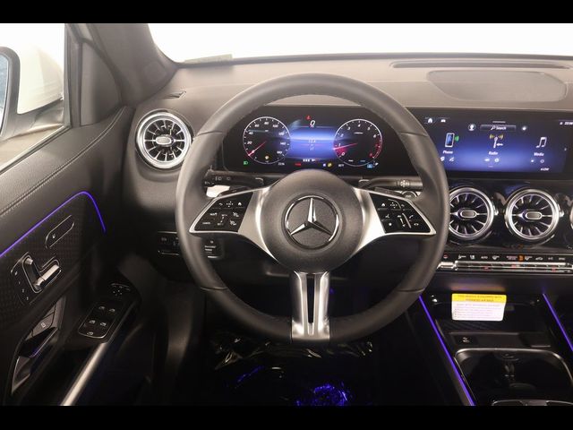 2025 Mercedes-Benz GLB 250