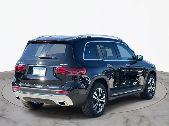 2025 Mercedes-Benz GLB 250
