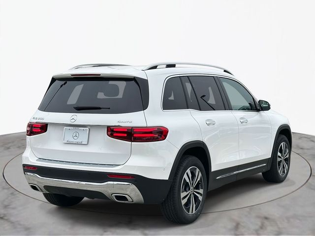 2025 Mercedes-Benz GLB 250