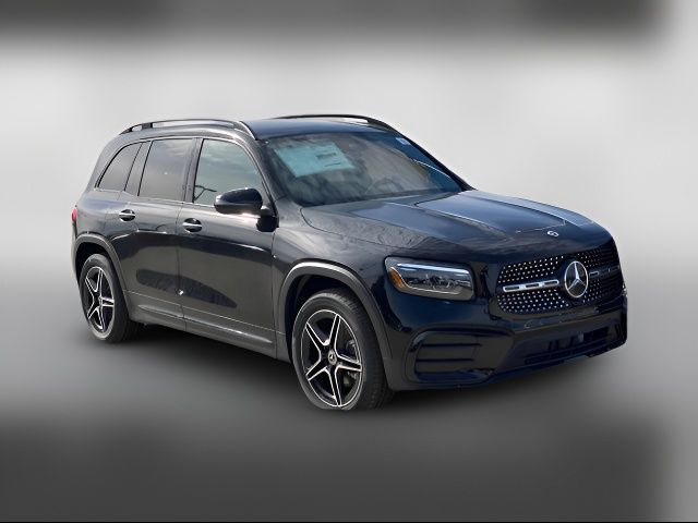 2025 Mercedes-Benz GLB 250