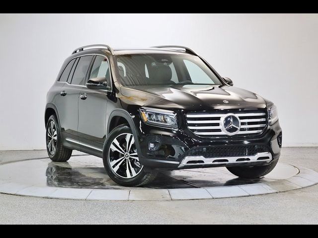 2025 Mercedes-Benz GLB 250