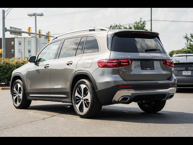 2025 Mercedes-Benz GLB 250