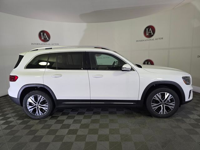 2025 Mercedes-Benz GLB 250