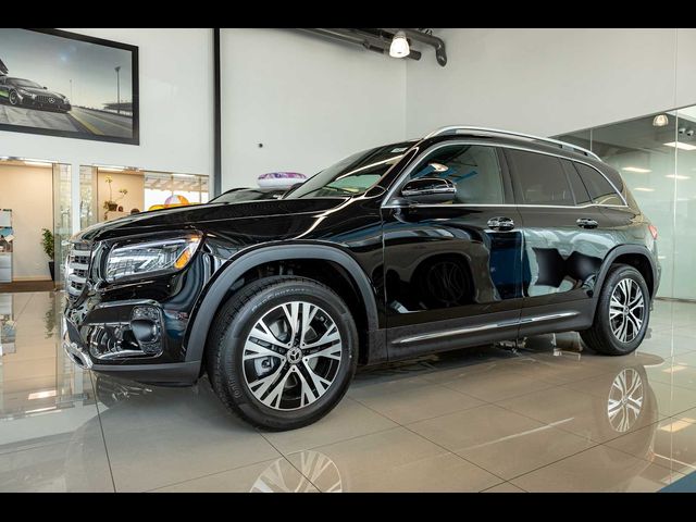 2025 Mercedes-Benz GLB 250