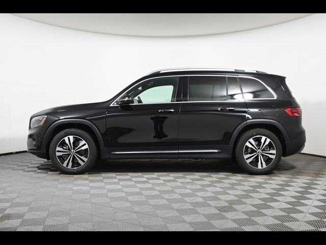 2025 Mercedes-Benz GLB 250