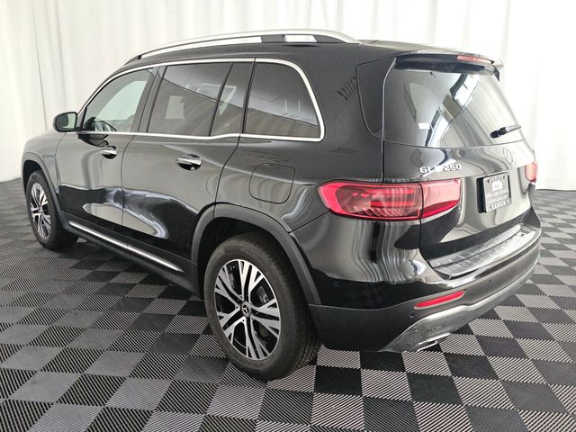 2025 Mercedes-Benz GLB 250