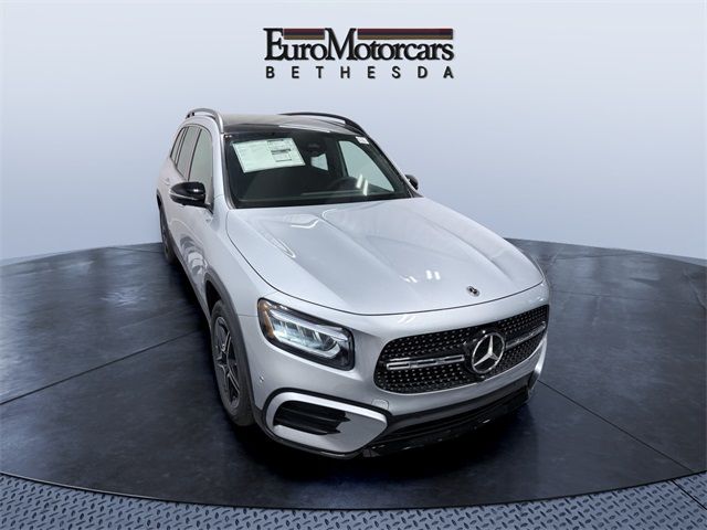 2025 Mercedes-Benz GLB 250