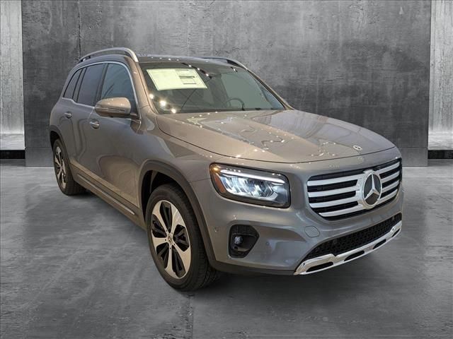 2025 Mercedes-Benz GLB 250