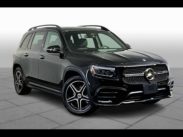 2025 Mercedes-Benz GLB 250