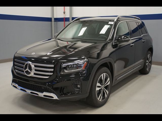 2025 Mercedes-Benz GLB 250