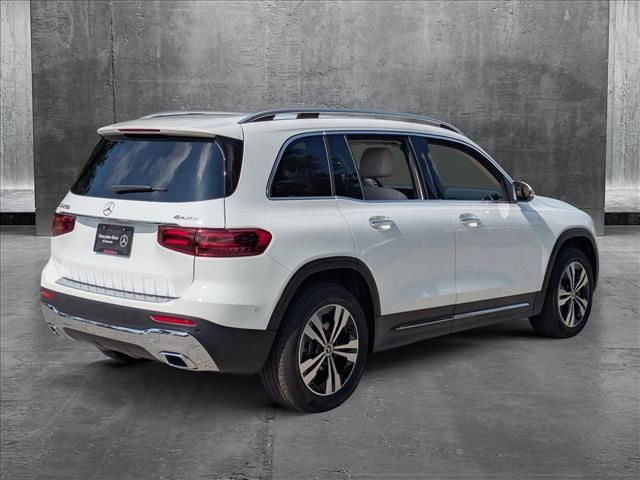 2025 Mercedes-Benz GLB 250