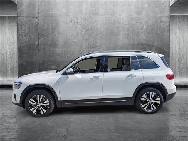 2025 Mercedes-Benz GLB 250