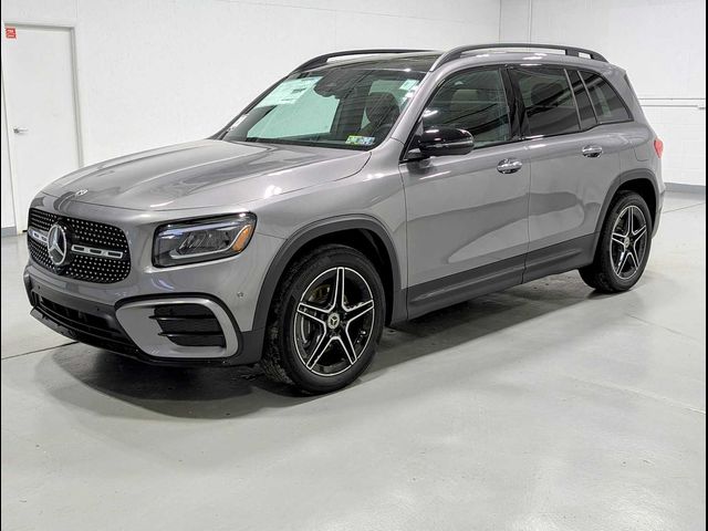 2025 Mercedes-Benz GLB 250