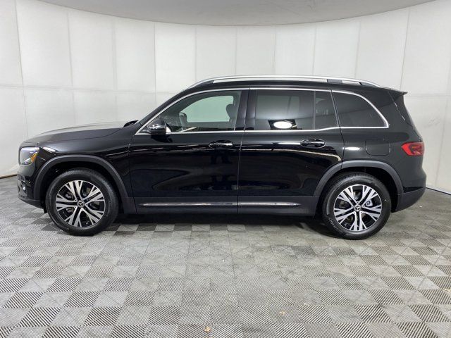 2025 Mercedes-Benz GLB 250