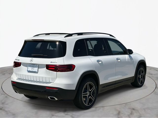 2025 Mercedes-Benz GLB 250