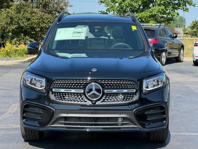 2025 Mercedes-Benz GLB 250