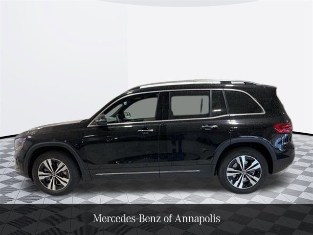 2025 Mercedes-Benz GLB 250