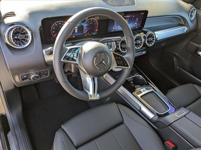 2025 Mercedes-Benz GLB 250