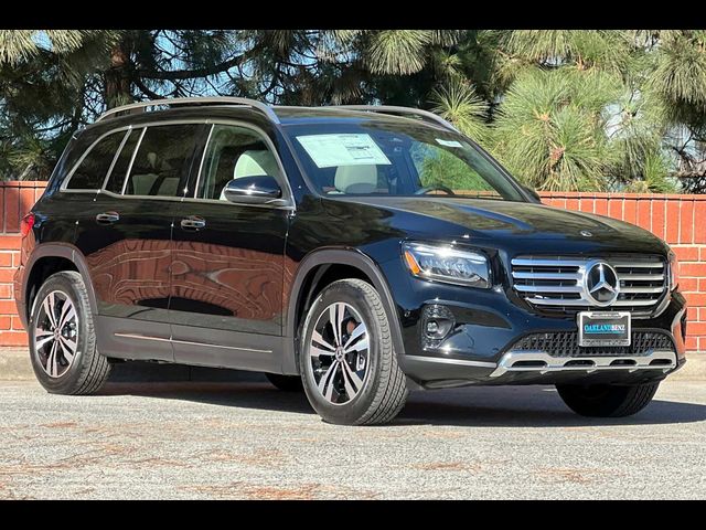 2025 Mercedes-Benz GLB 250