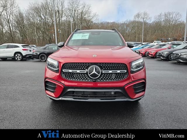 2025 Mercedes-Benz GLB 250