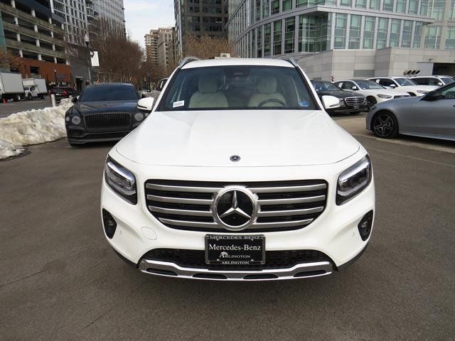 2025 Mercedes-Benz GLB 250