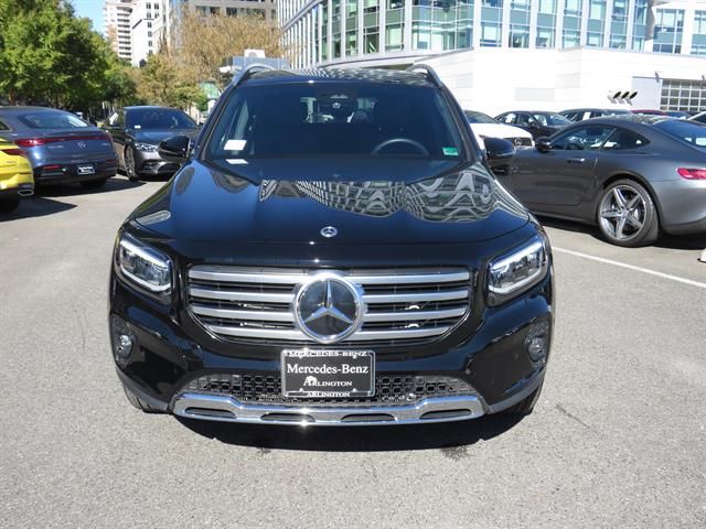 2025 Mercedes-Benz GLB 250