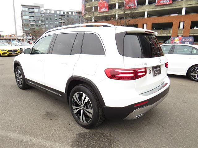2025 Mercedes-Benz GLB 250