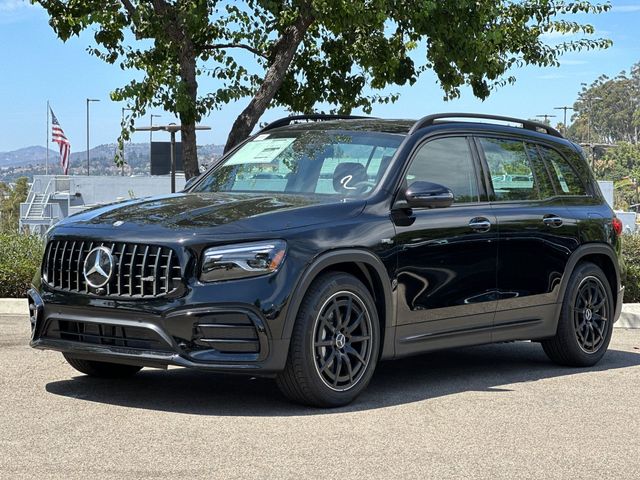 2025 Mercedes-Benz GLB AMG 35