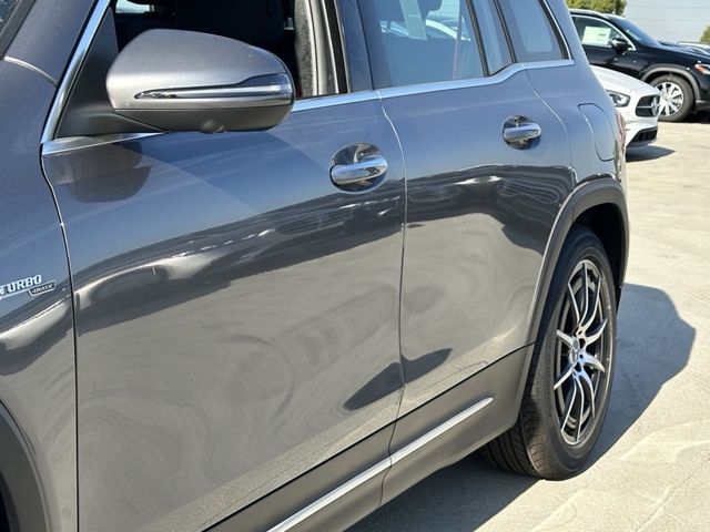 2025 Mercedes-Benz GLB AMG 35