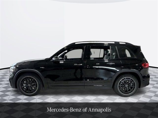 2025 Mercedes-Benz GLB AMG 35