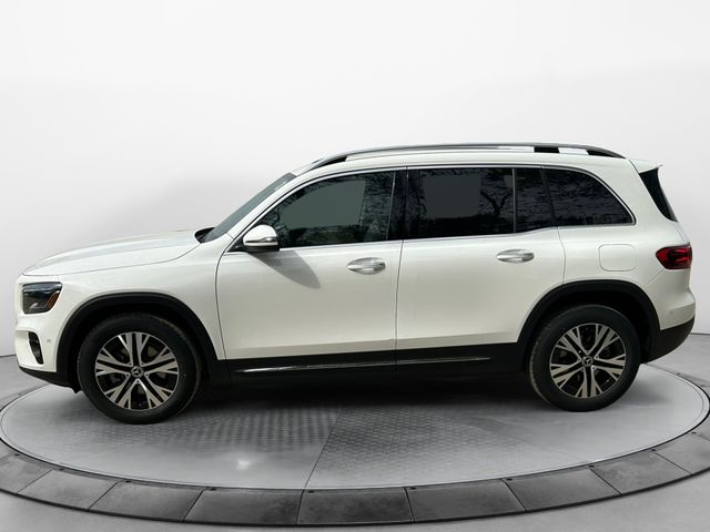 2025 Mercedes-Benz GLB 250