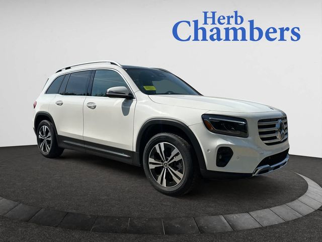 2025 Mercedes-Benz GLB 250