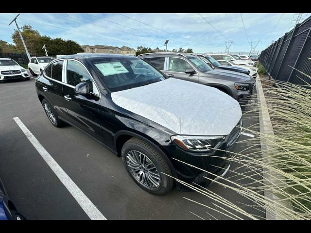 2025 Mercedes-Benz GLC 300