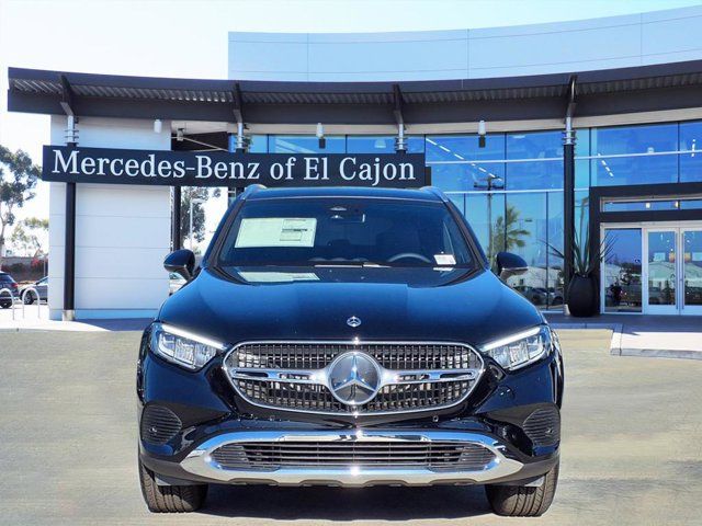 2025 Mercedes-Benz GLC 300