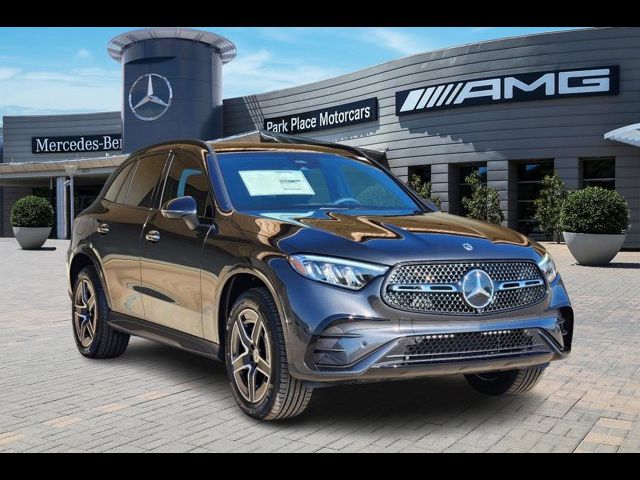 2025 Mercedes-Benz GLC 300