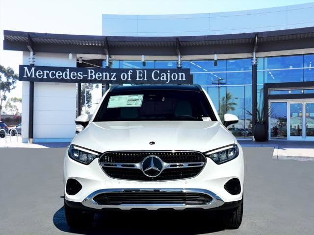 2025 Mercedes-Benz GLC 300