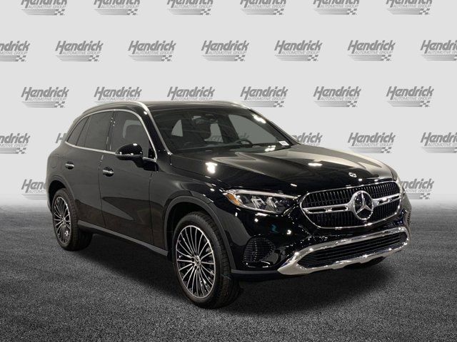 2025 Mercedes-Benz GLC 300