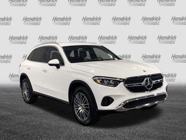 2025 Mercedes-Benz GLC 300