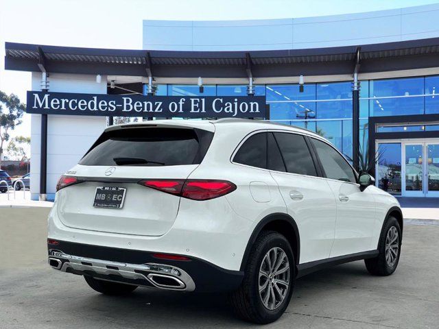 2025 Mercedes-Benz GLC 300