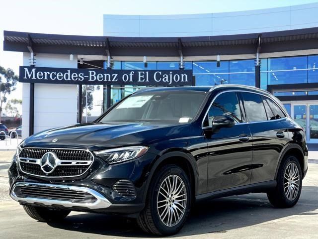 2025 Mercedes-Benz GLC 300