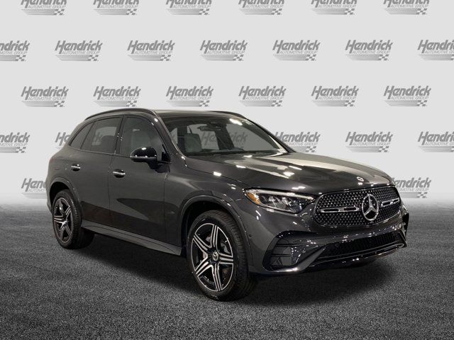 2025 Mercedes-Benz GLC 300