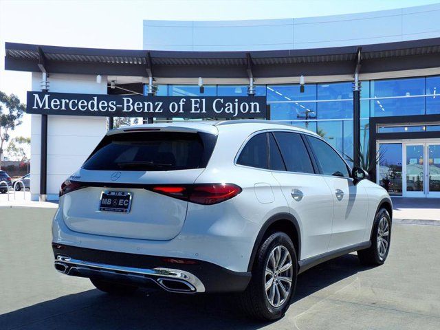 2025 Mercedes-Benz GLC 300